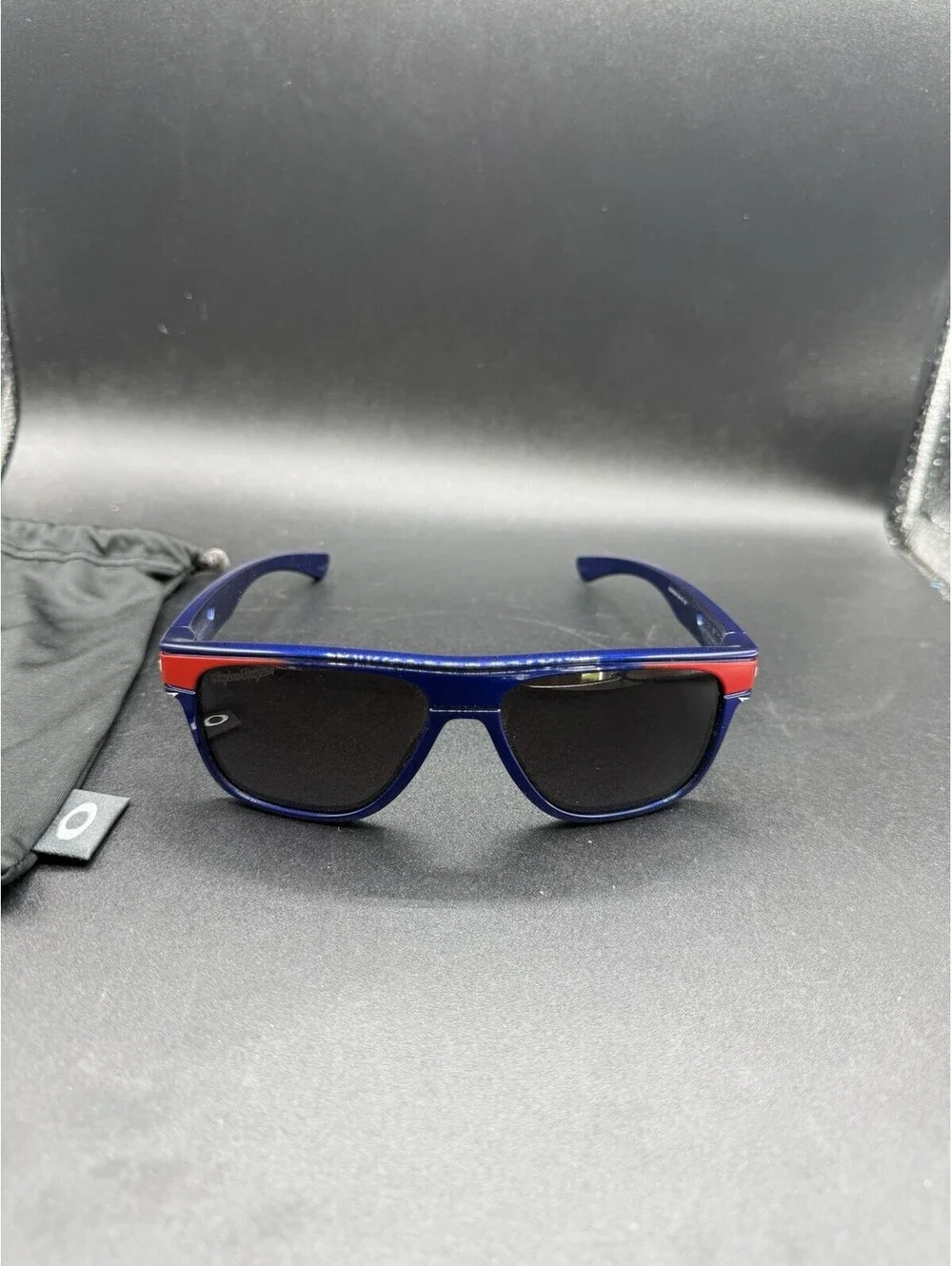 Oakley Breadbox Troy Lee Electric Blue/Warm Grey Lenses OO9199-32
